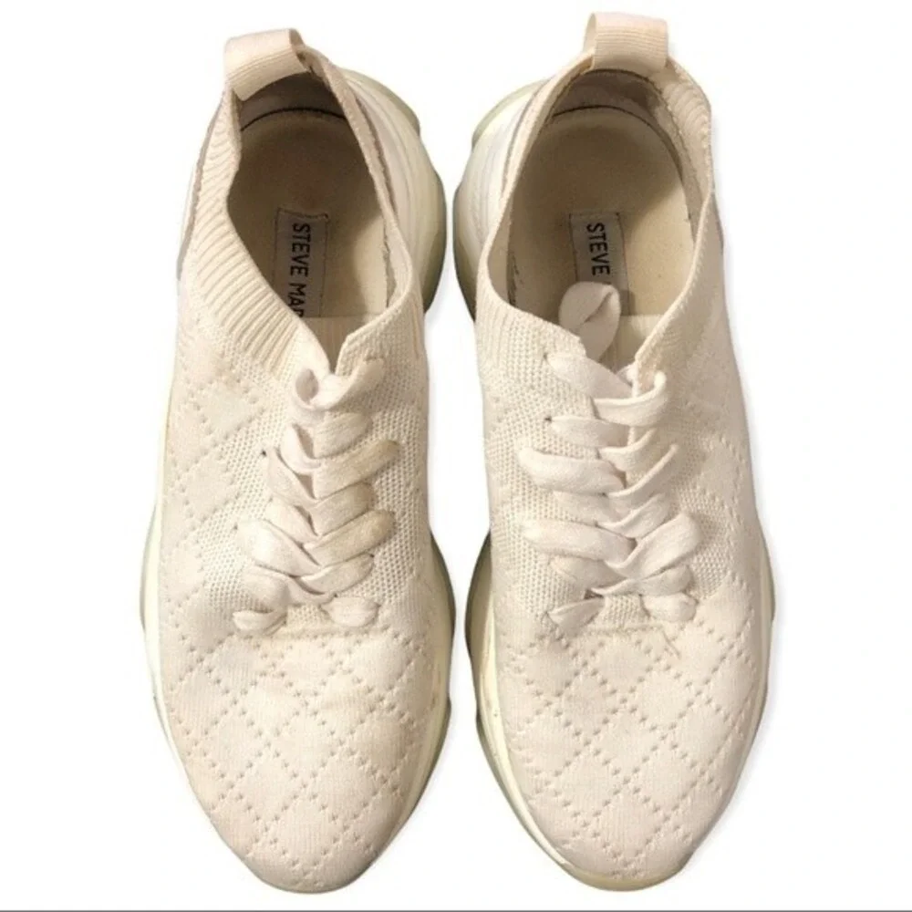 Women's chunky sole Sneakers Myles Q by Steve Madden Size 8 Cream‎ color